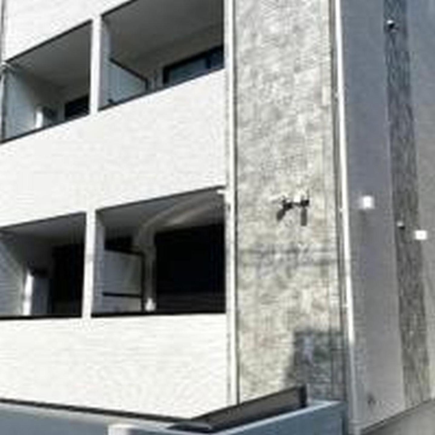 Apartment むつみ庵松2号館302